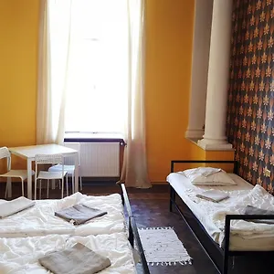 https://hostel-witt.warsawhotelspoland.com